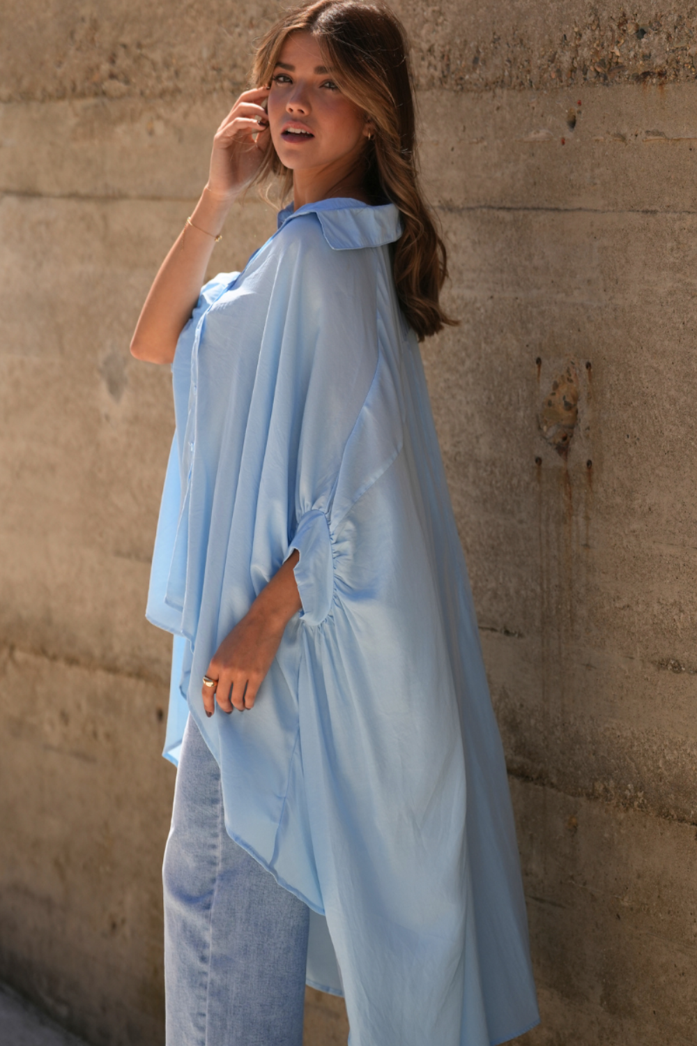BLUSA AMPLA ASSIMÉTRICA | SPACCIO BY CRISTINA