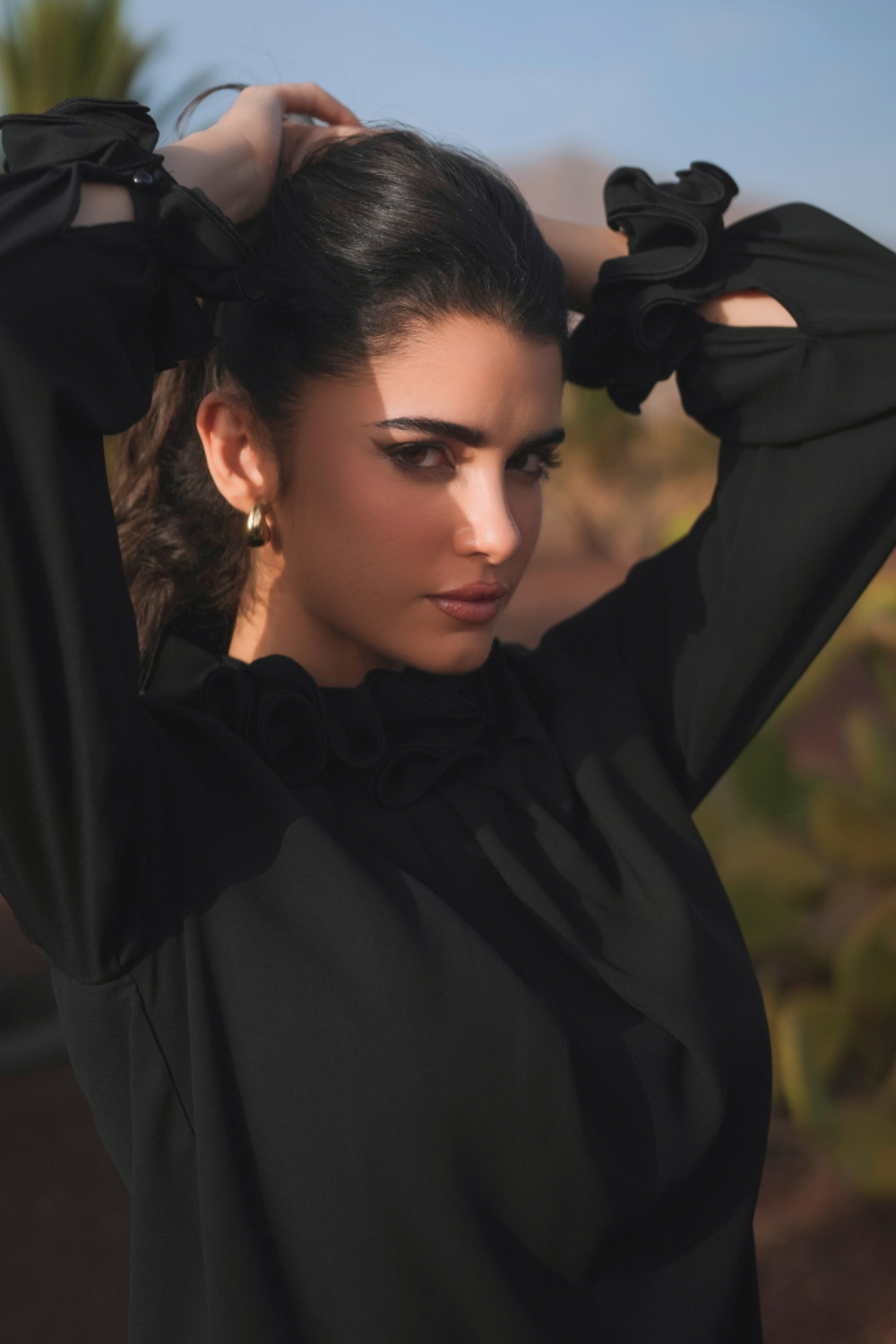 BLUSA COM FOLHOS | SPACCIO BY CRISTINA