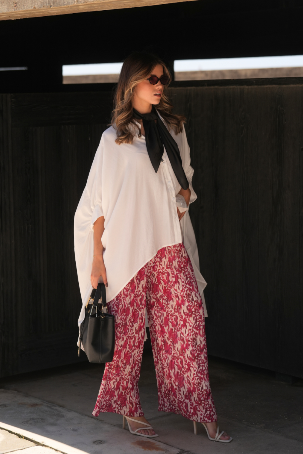 BLUSA AMPLA ASSIMÉTRICA | SPACCIO BY CRISTINA