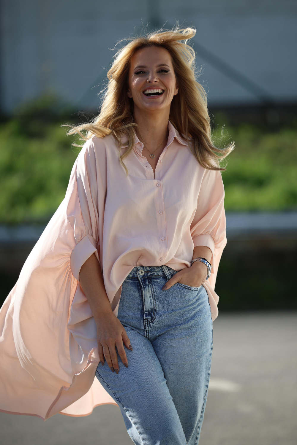 BLUSA AMPLA ASSIMÉTRICA | SPACCIO BY CRISTINA