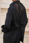 CAMISA COM APLICAÇÃO DE RENDA | SPACCIO BY CRISTINA