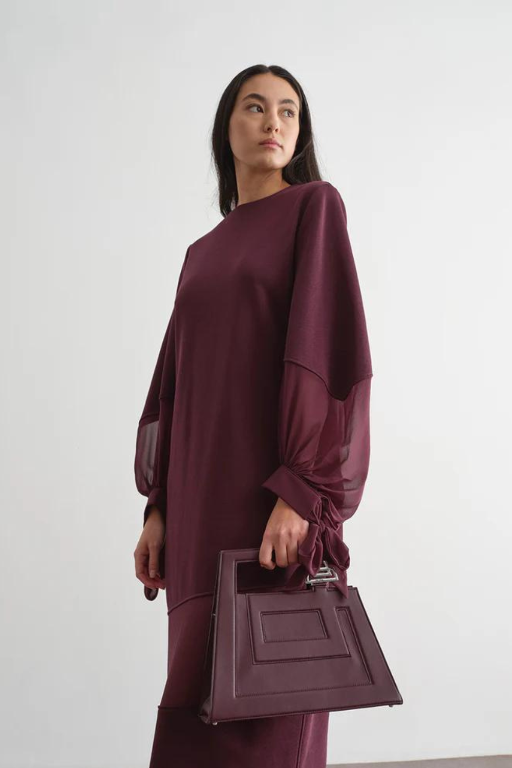 VESTIDO COM TRANSPARÊNCIAS | JIJIL