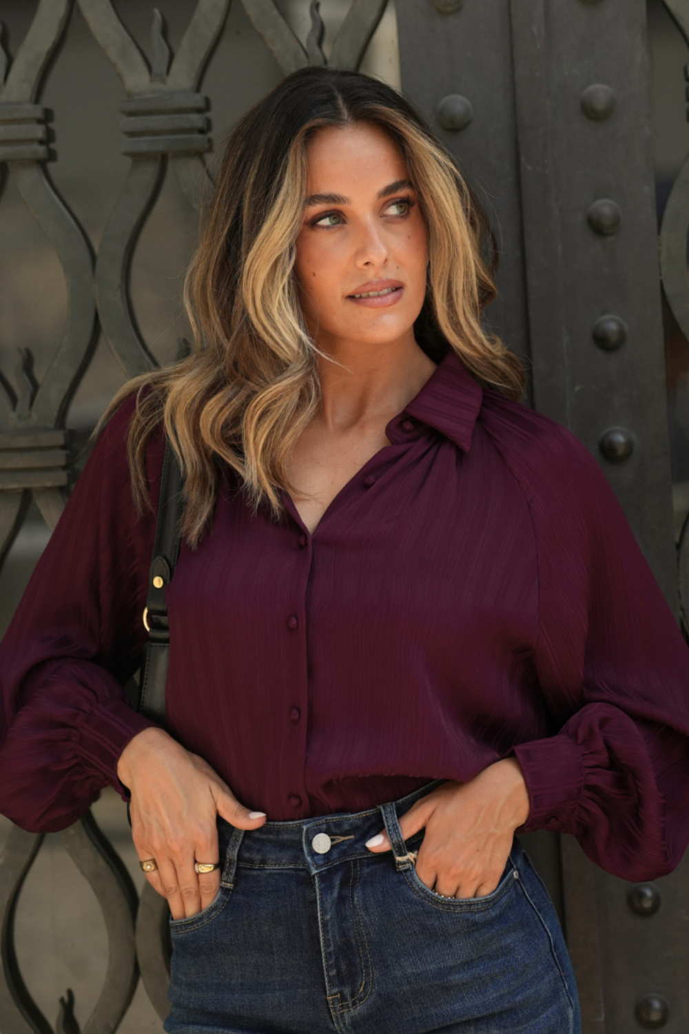 BLUSA FLUÍDA EM TECIDO TEXTURADO | SPACCIO BY CRISTINA