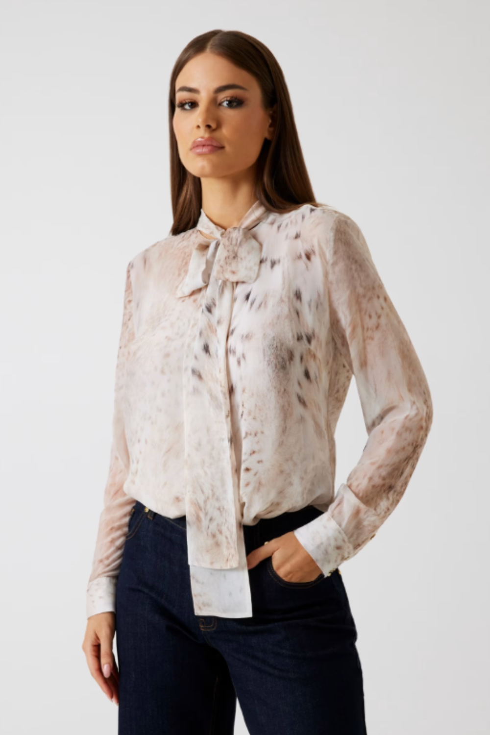 BLUSA COM LAÇADA | MARCIANO