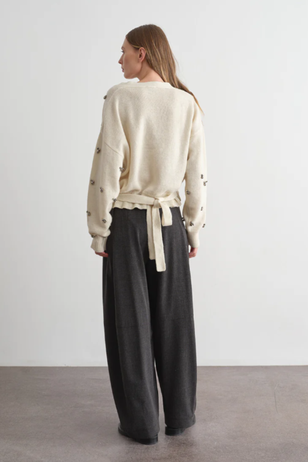 BLUSA DE MALHA COM APLICAÇÕES | JIJIL