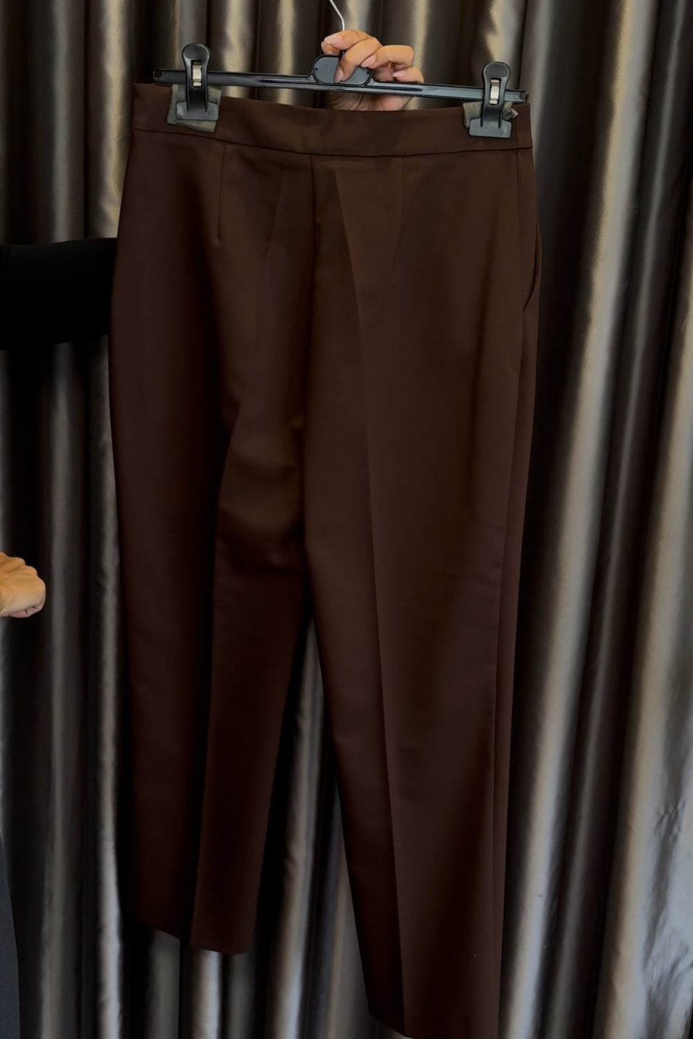 CALÇAS SLIM FIT CASTANHAS | MARCIANO