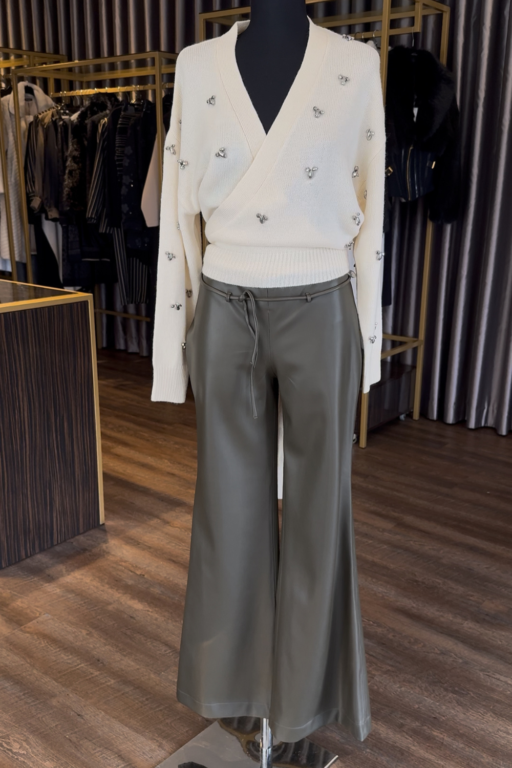 CALÇAS ECOPELE | JIJIL