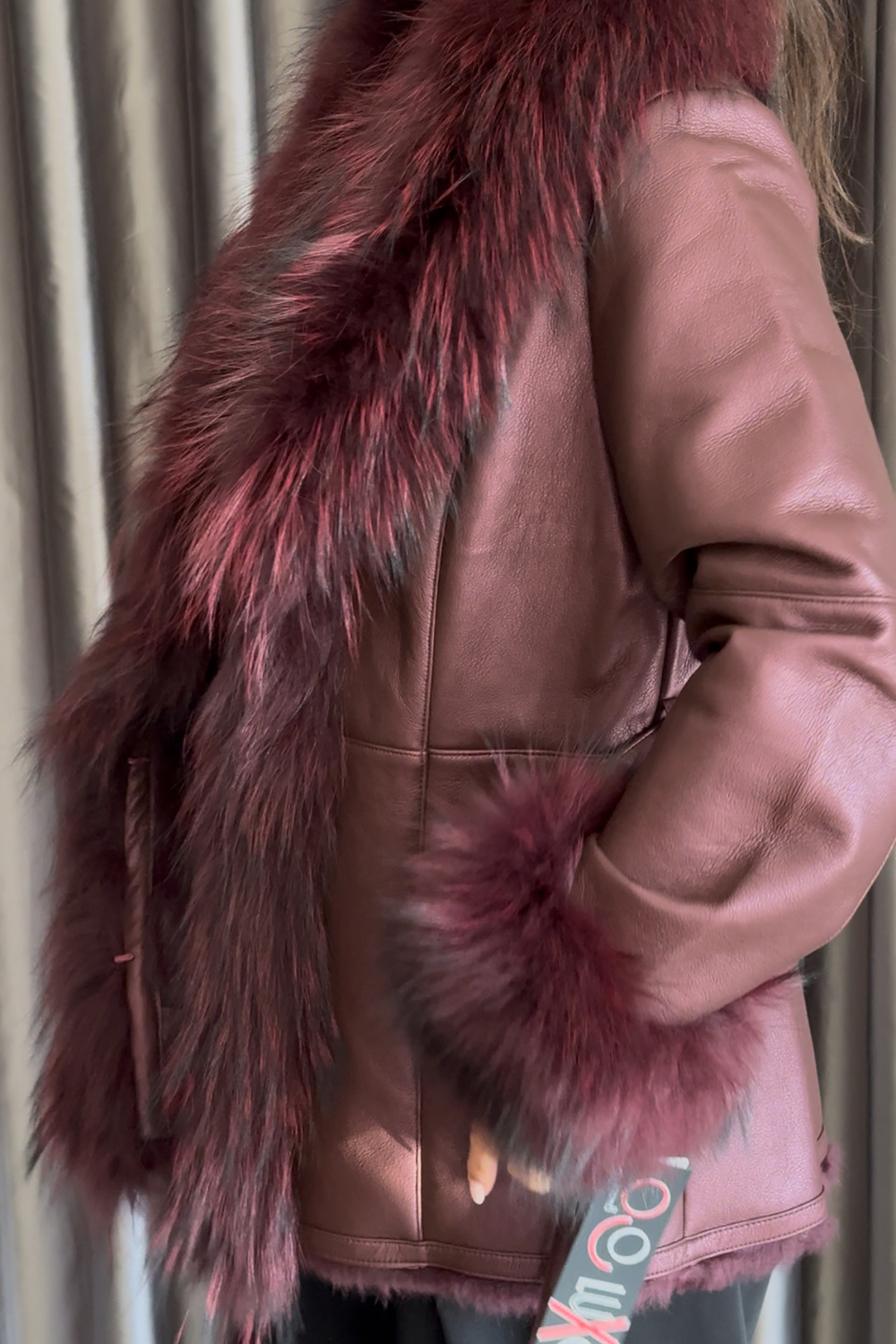 CASACO BORDEAUX COM PÊLO | LOCOLUXO