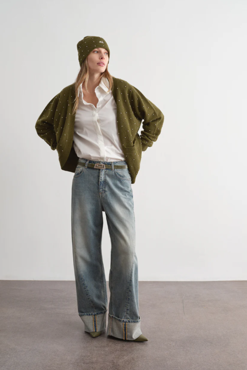 GORRO COM APLICAÇÕES BRILHANTES | JIJIL