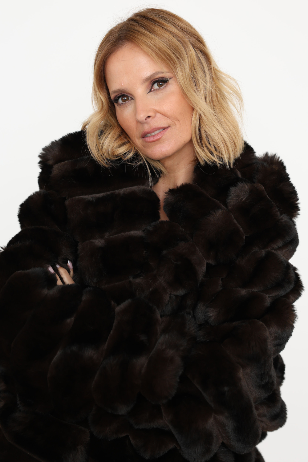 SOBRETUDO DE PÊLO | SPACCIO BY CRISTINA