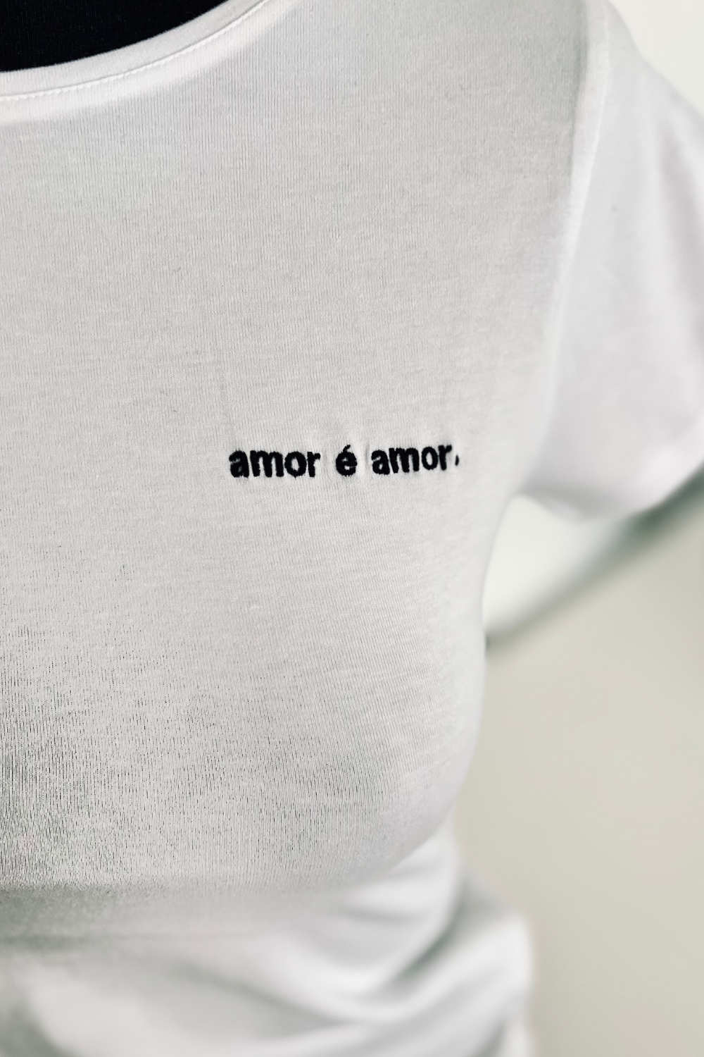 T-shirt Slim -  Amor é Amor